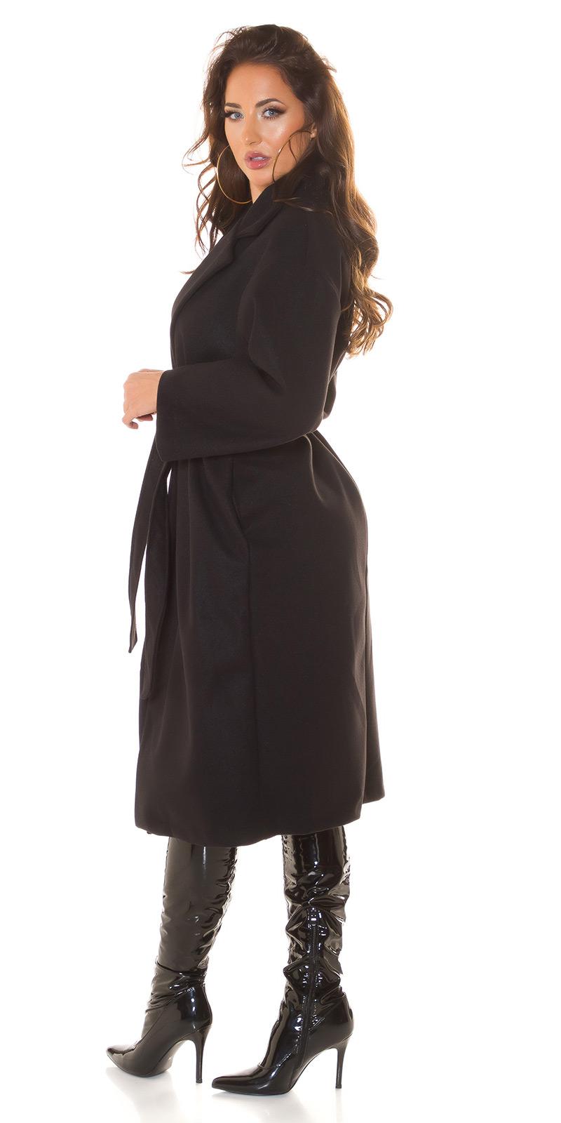 Abrigo largo de moda con cinturón negro