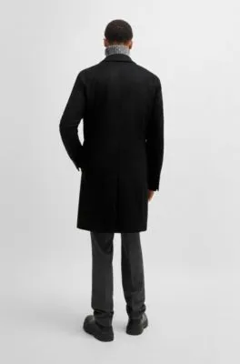Abrigo slim fit en lana virgen y cashmere