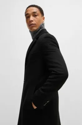 Abrigo slim fit en lana virgen y cashmere
