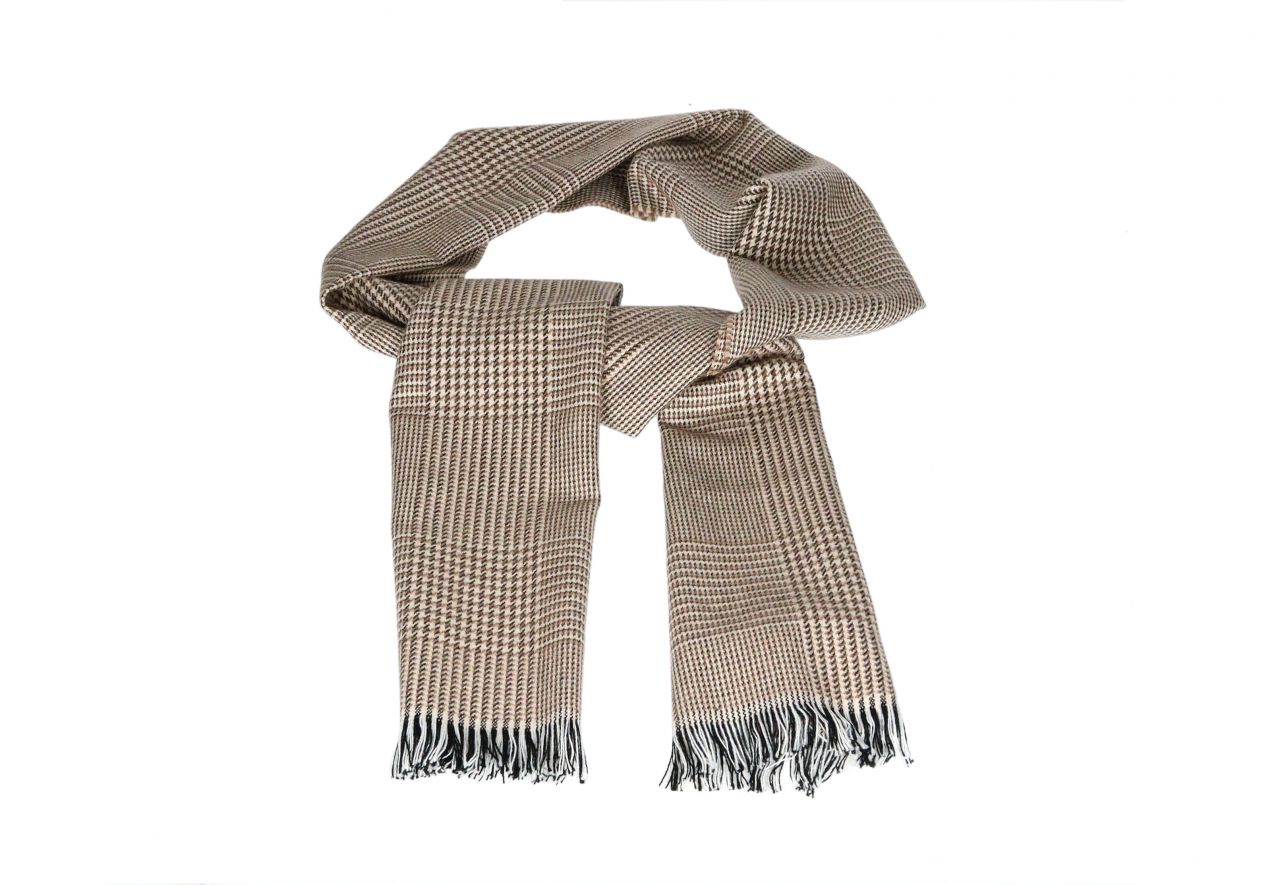 Bufanda Taupe Cuadritos Con Flecos