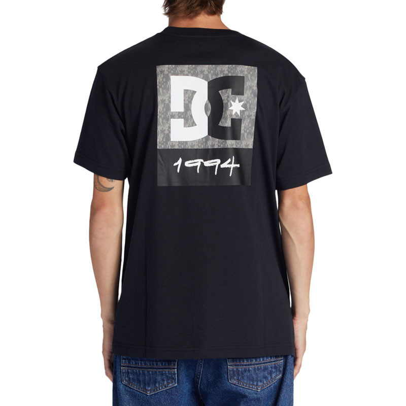 Camiseta DC Shoes: Dc Split Star (Black)
