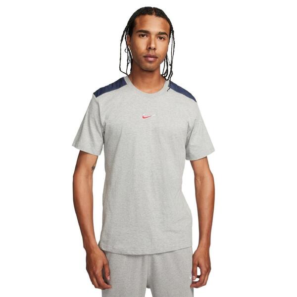 Camiseta NIKE SPORTWEAR GRIS