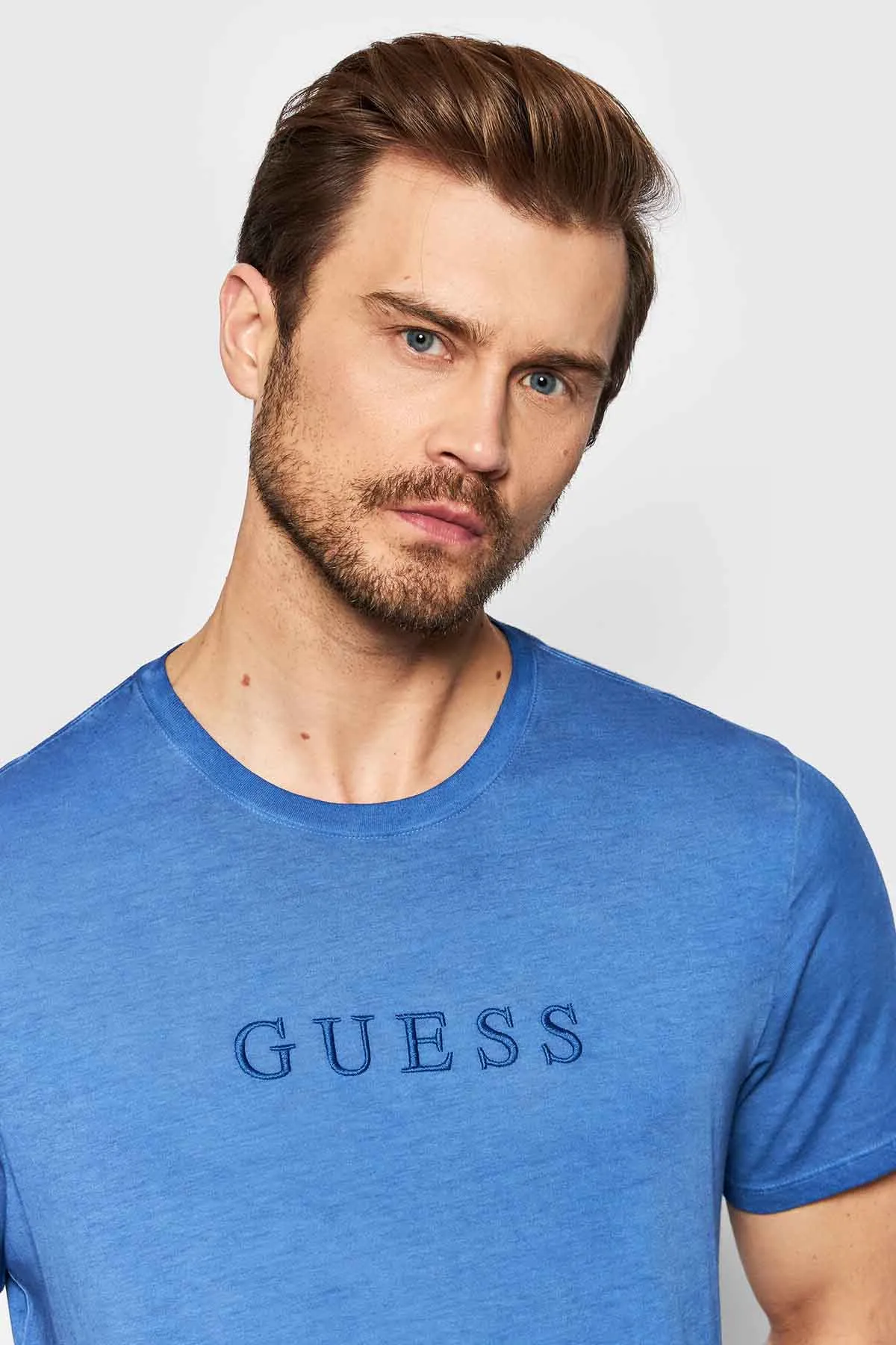 Camiseta para hombre de Guess Jeans – M2GP24K7HD0