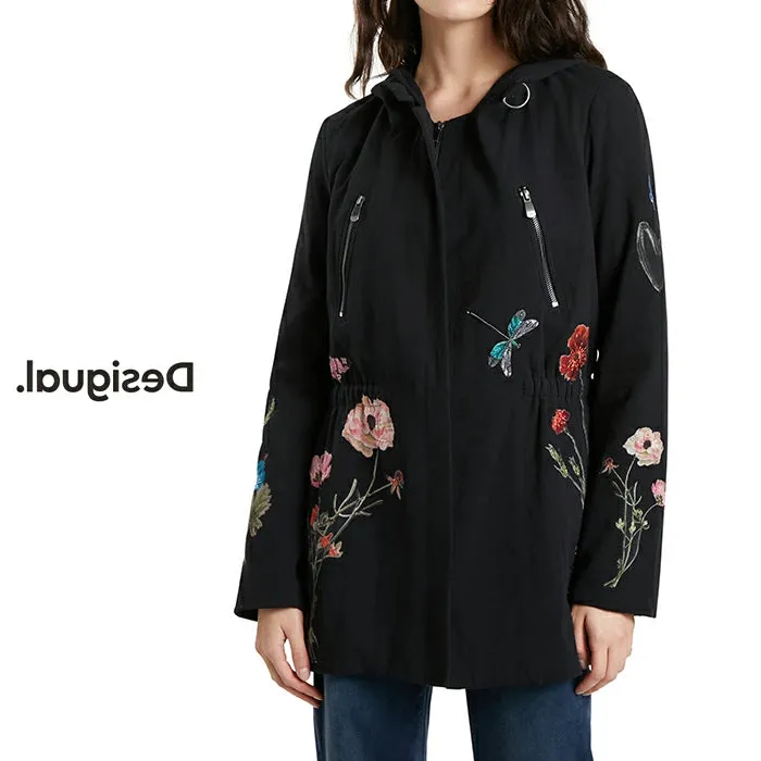 Chaqueta ajustable con capucha DESIGUAL