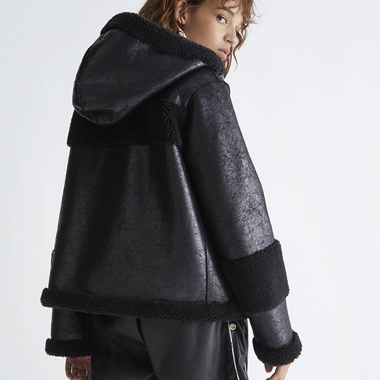 Chaqueta Liujo TF3020 Negro