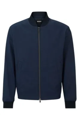 Chaqueta slim fit de malla resistente a las arrugas