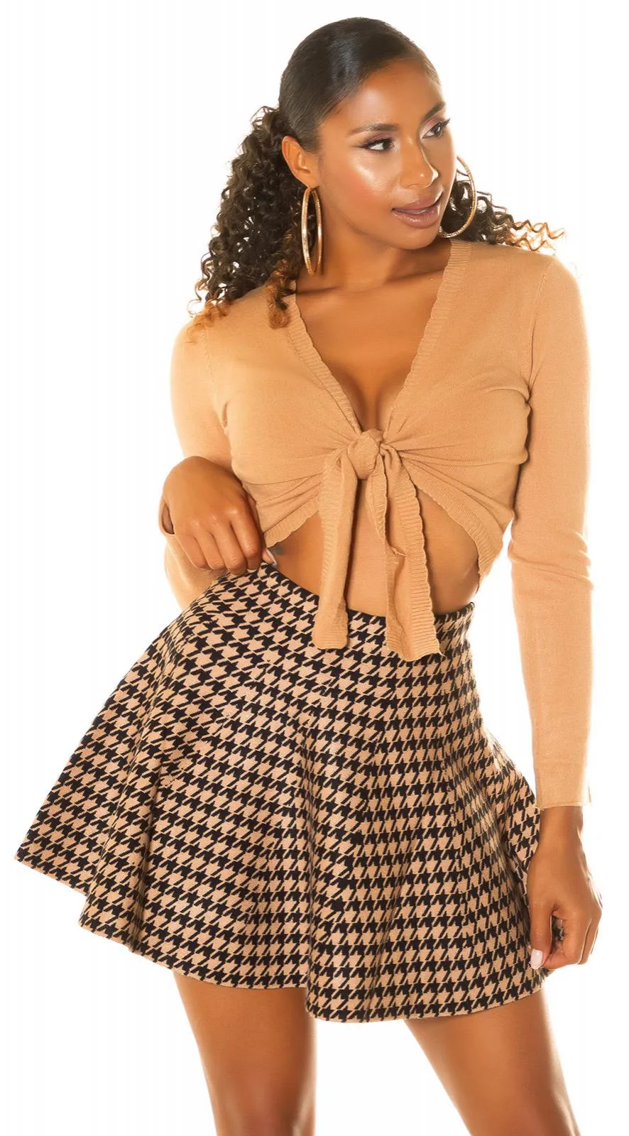 Falda corta sexy cintura alta capuchino