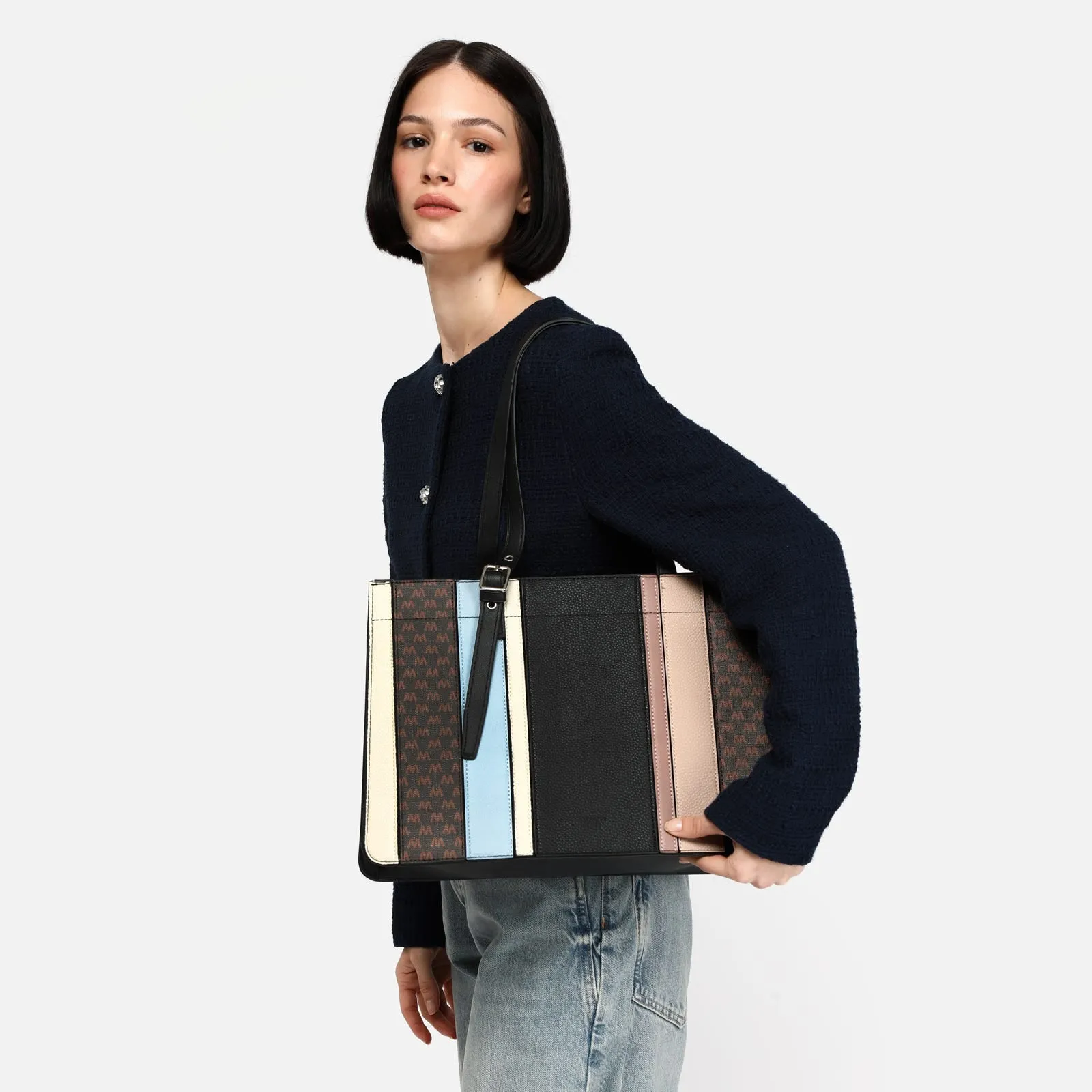 Ivanka bolso shopper grande con estampado monogram