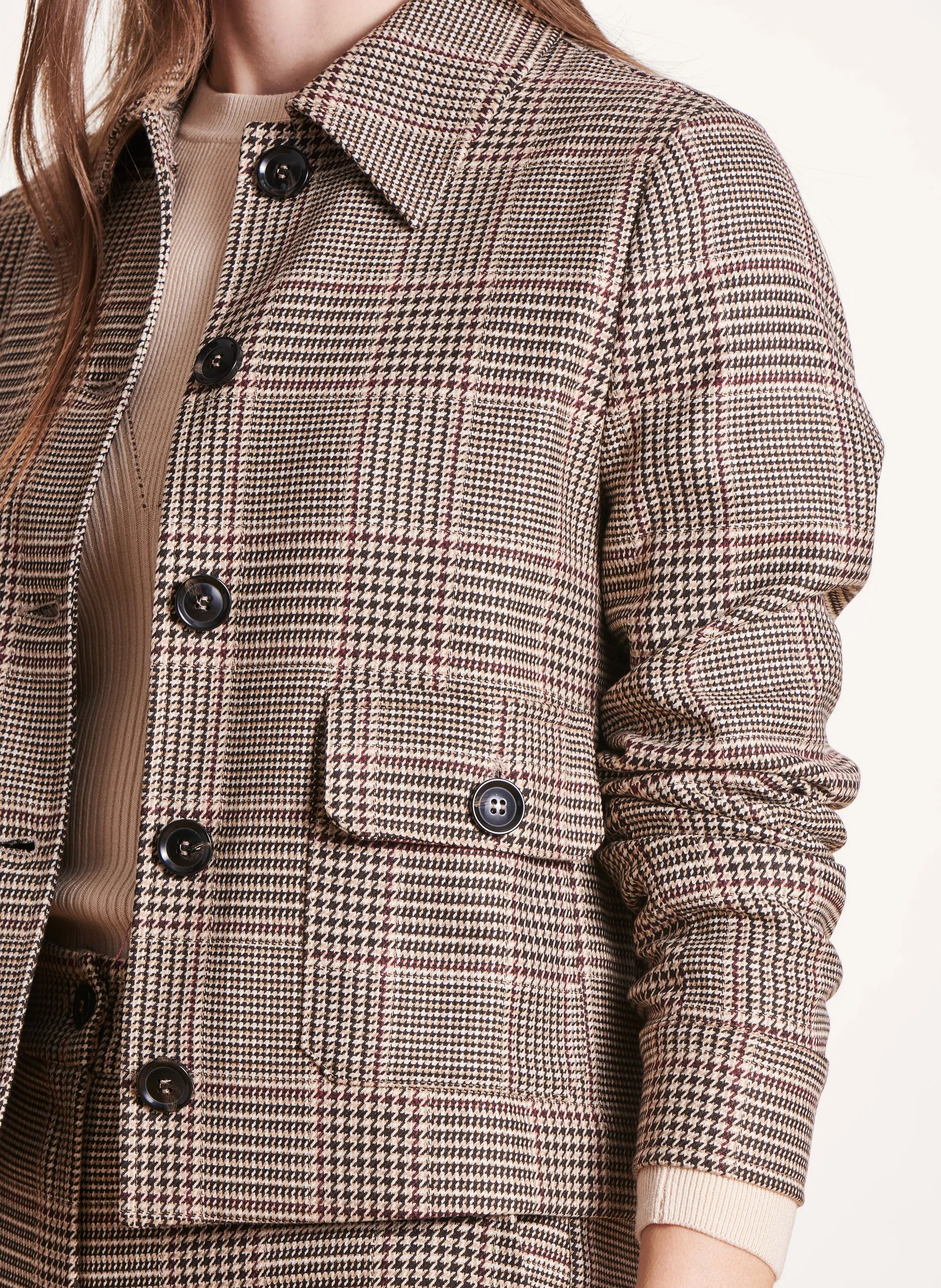 LA FEE MARABOUTEE Chaqueta corta de cuadros en marron