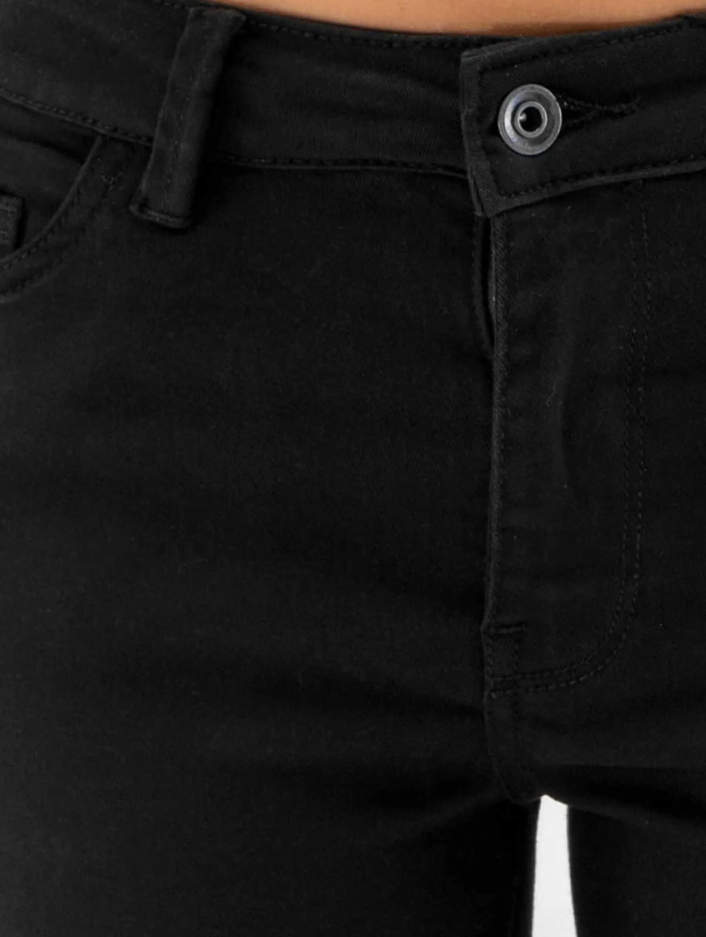 Ladies Cut Knee