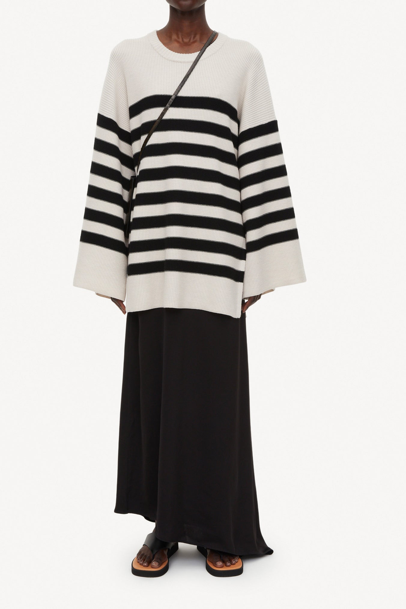 Leon Sweater in Navy Block Stripe
