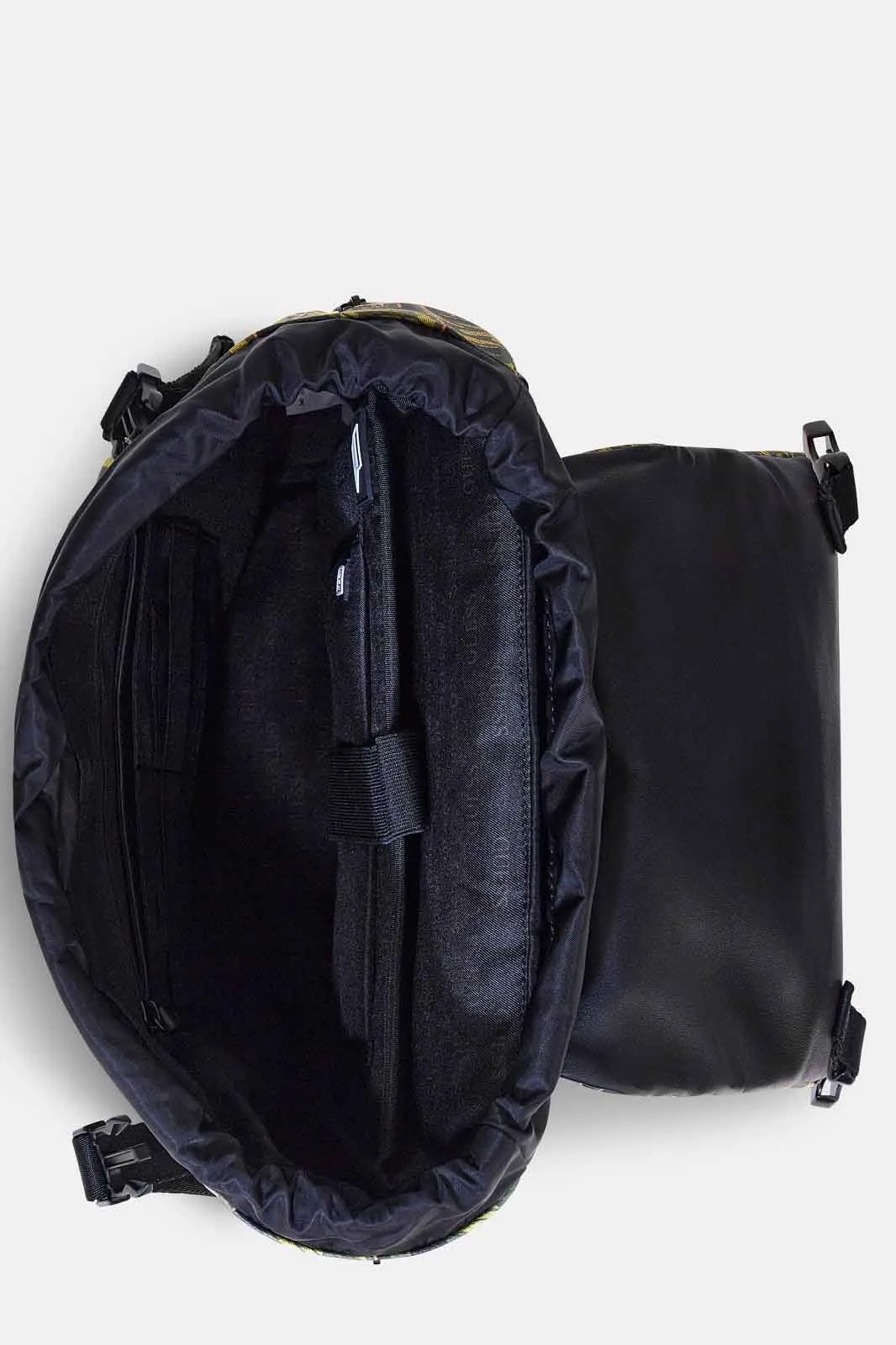 Mochila para hombre de Guess Acc – HMSMMO P2390