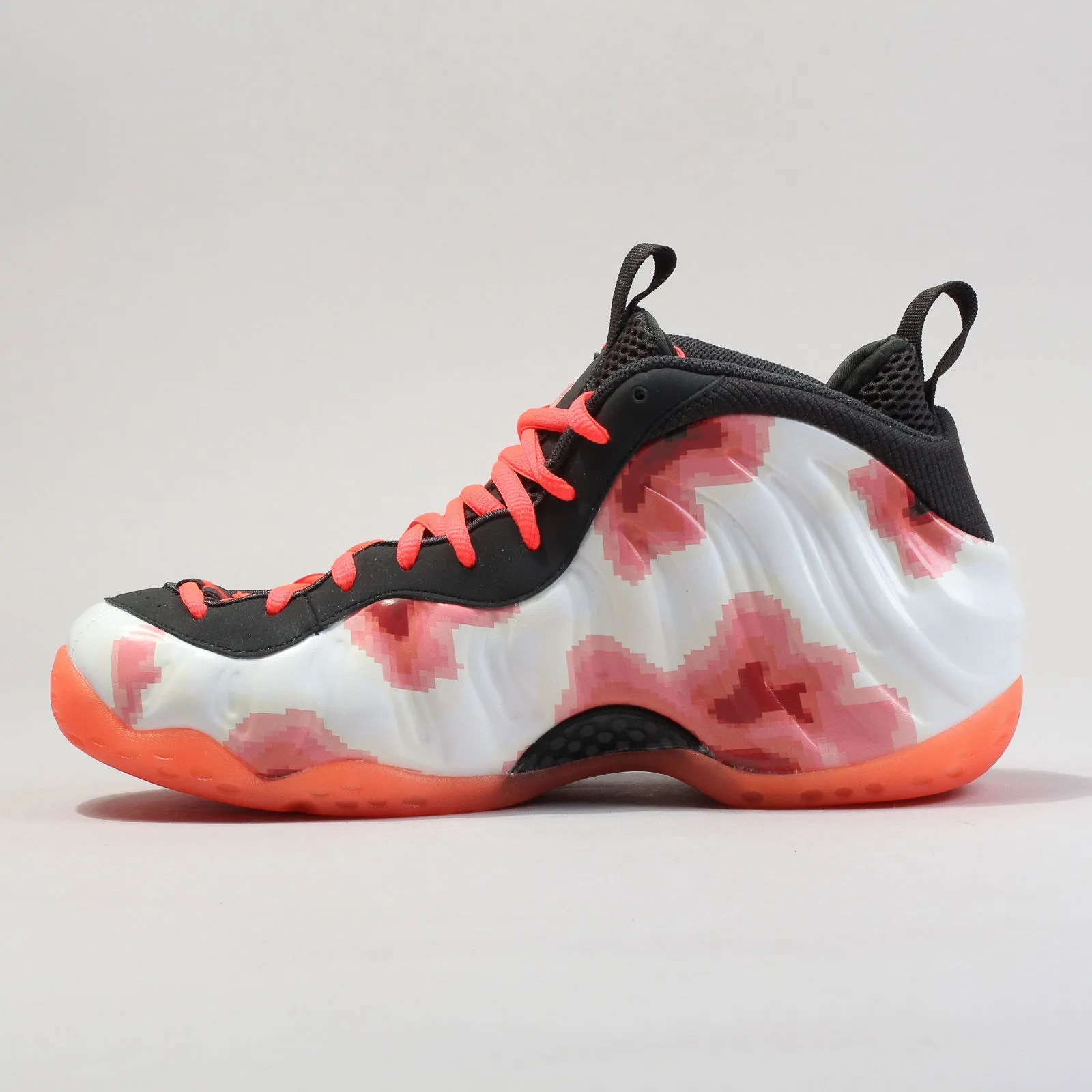 Nike Air Foamposite One Premium "Thermal Map"