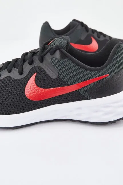 NIKE REVOLUTION 6