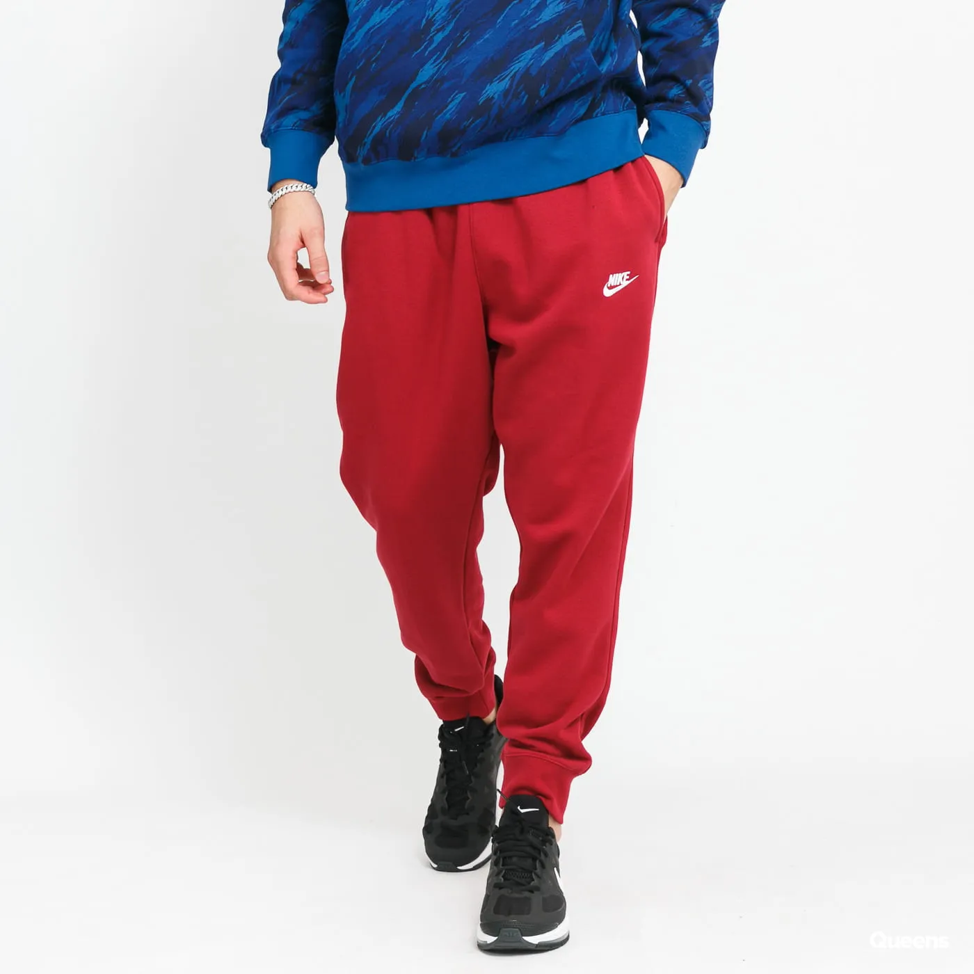 Nike Sportswear Club