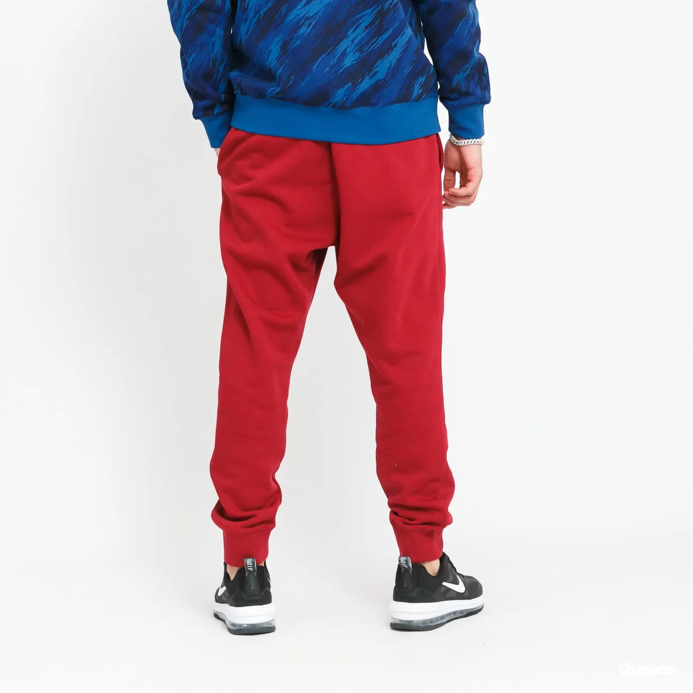 Nike Sportswear Club