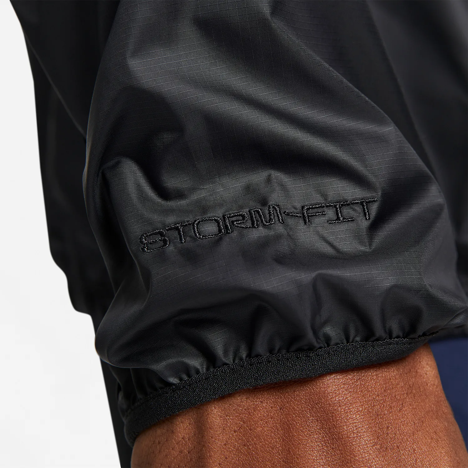 NIKE STORMFIT TRACK CLUB CHAQUETA