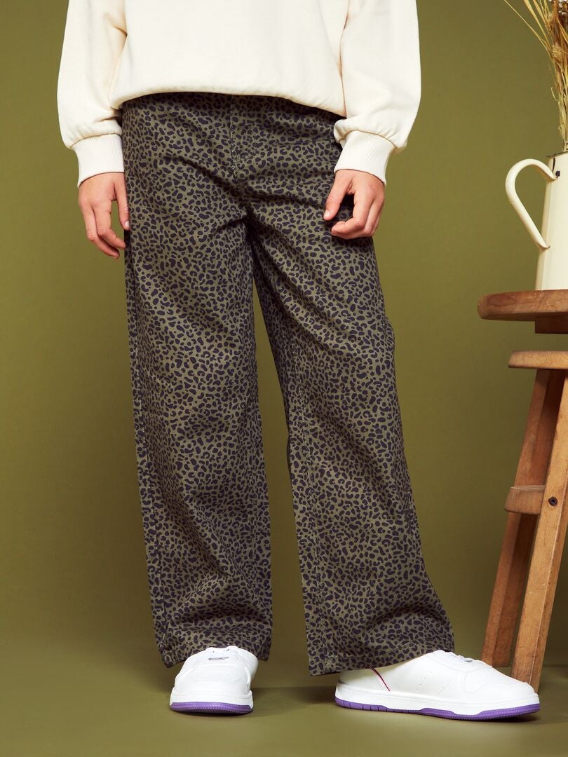 PANTALóN ANCHO DE LEOPARDO  KAKI