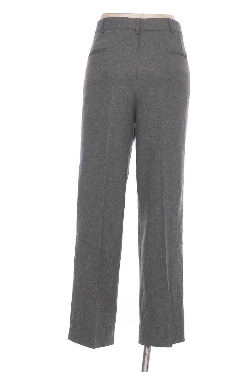 PANTALóN COLOR GRIS  CONFECCIONES MARO