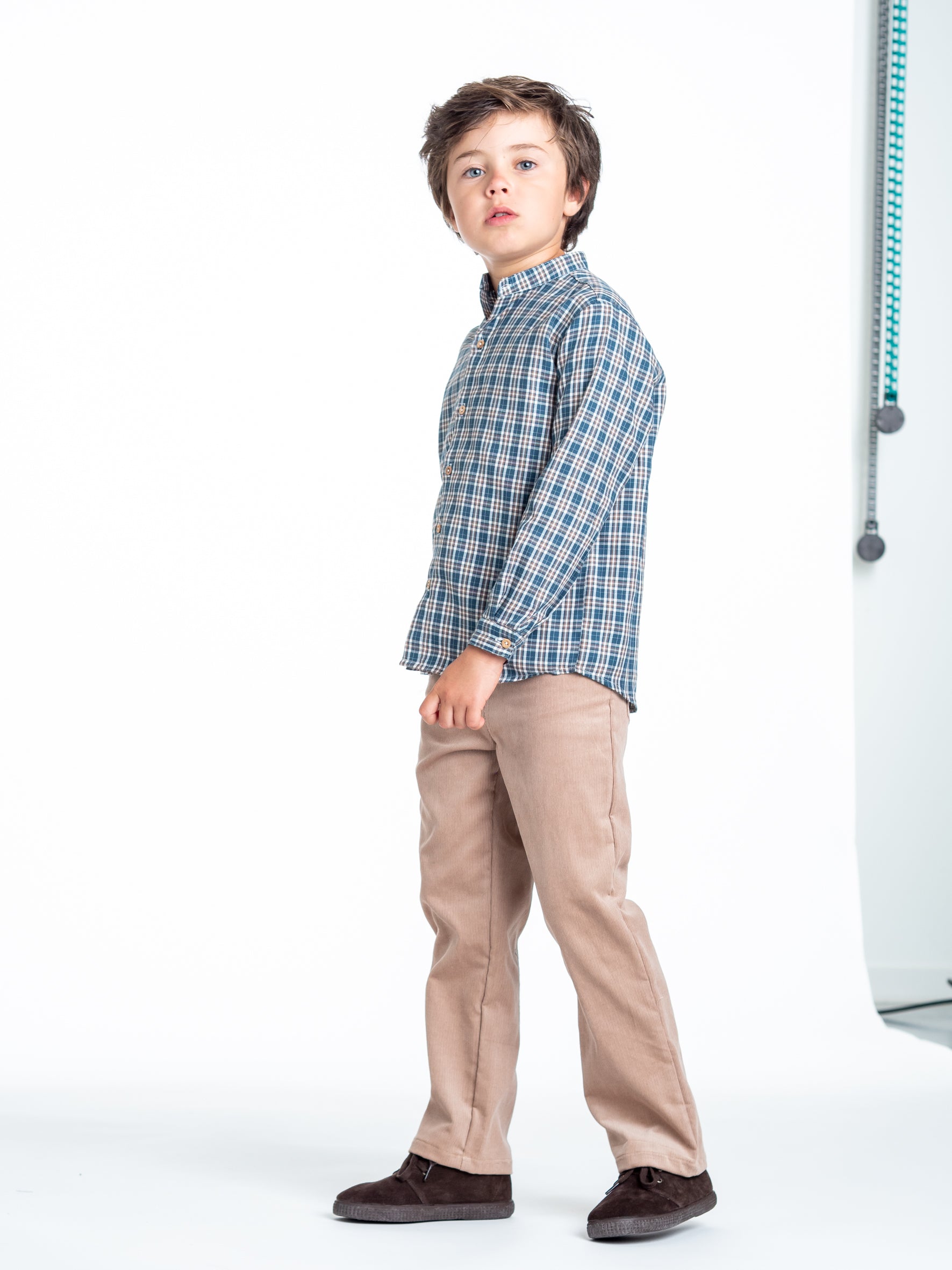 Pantalón largo pana beige