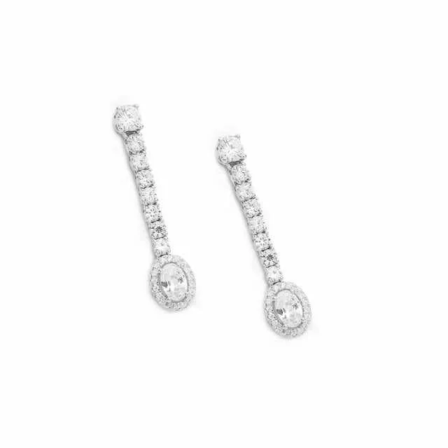Pendientes largos brillantes de plata diseo fino