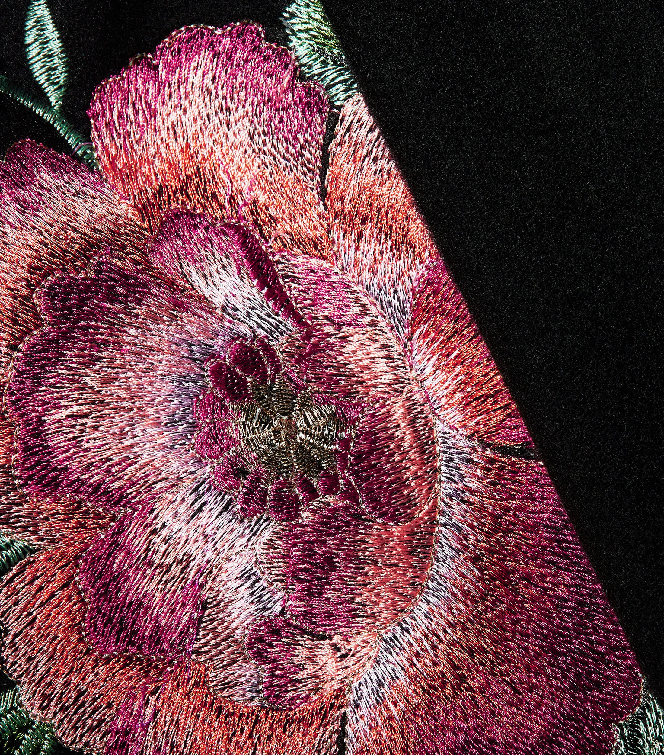 Riva Capa con bordado floral Mujer