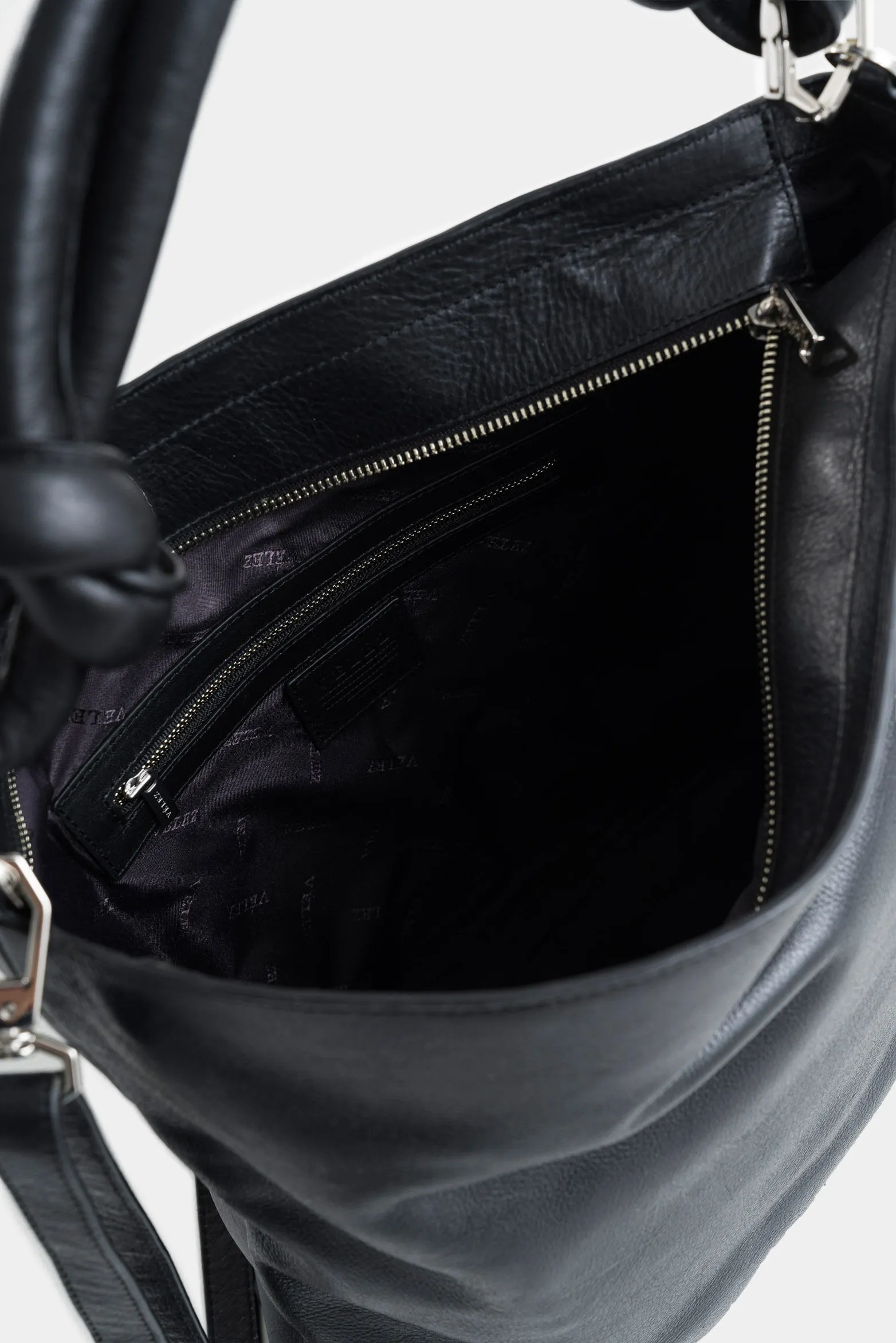 Shopping alba de cuero para mujer detalle anudado
