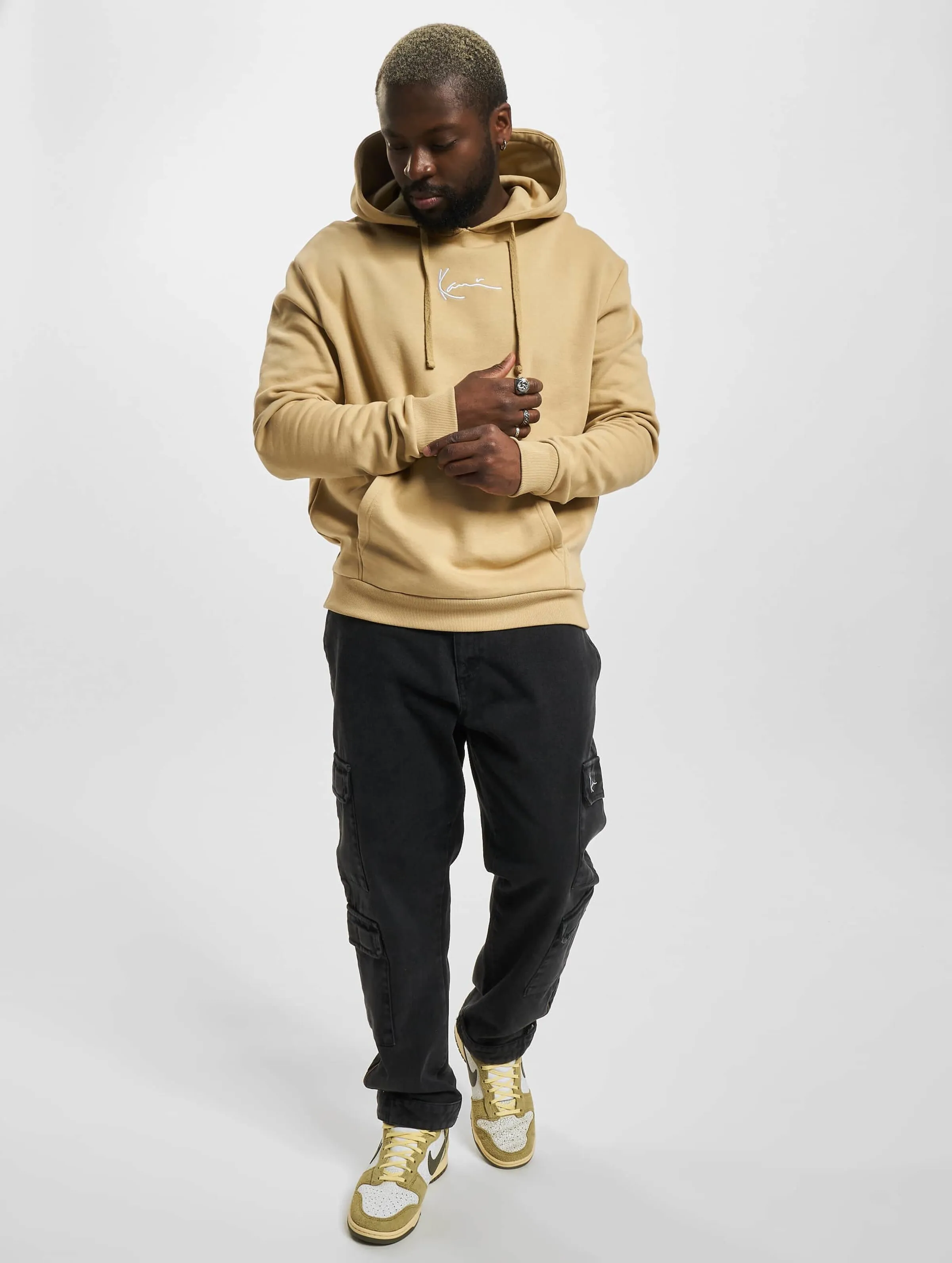 Small Signature Essential
