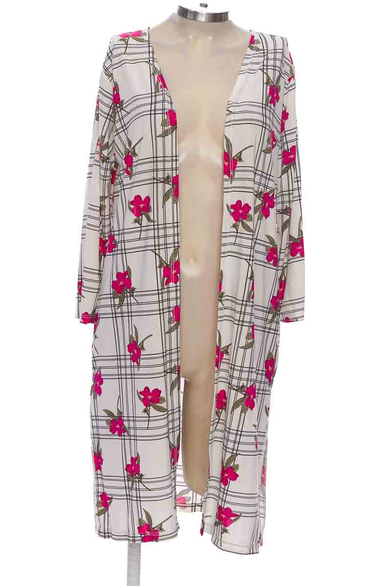 SWEATER COLOR BLANCO  CLOSEANDO